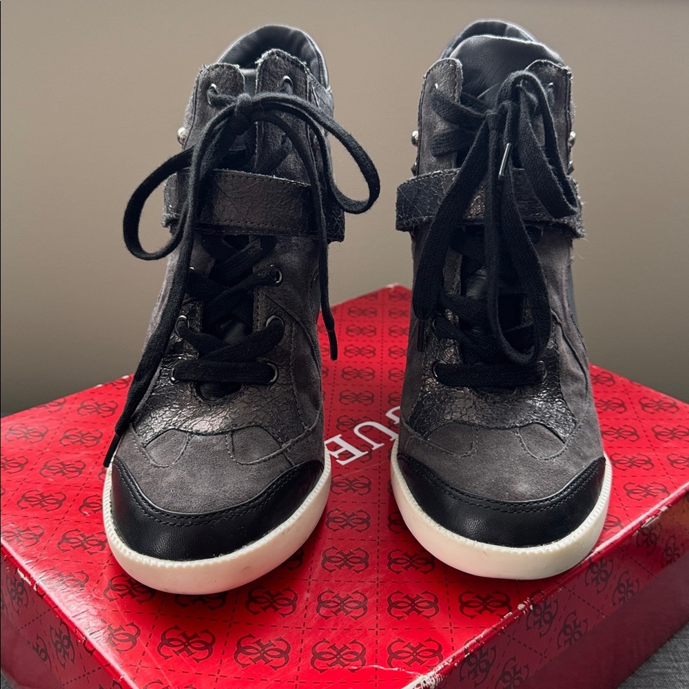 Guess Huxley 2 Wedge Sneakers - Picture 2 of 10